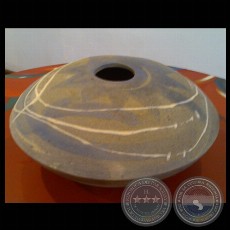 A BARRO Y FUEGO, 2008 - Esculturas de ALEJANDRA GARCÍA)